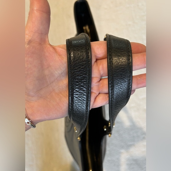 Tory Burch Bombe Leather Tote (EUC) - Picture 7 of 15